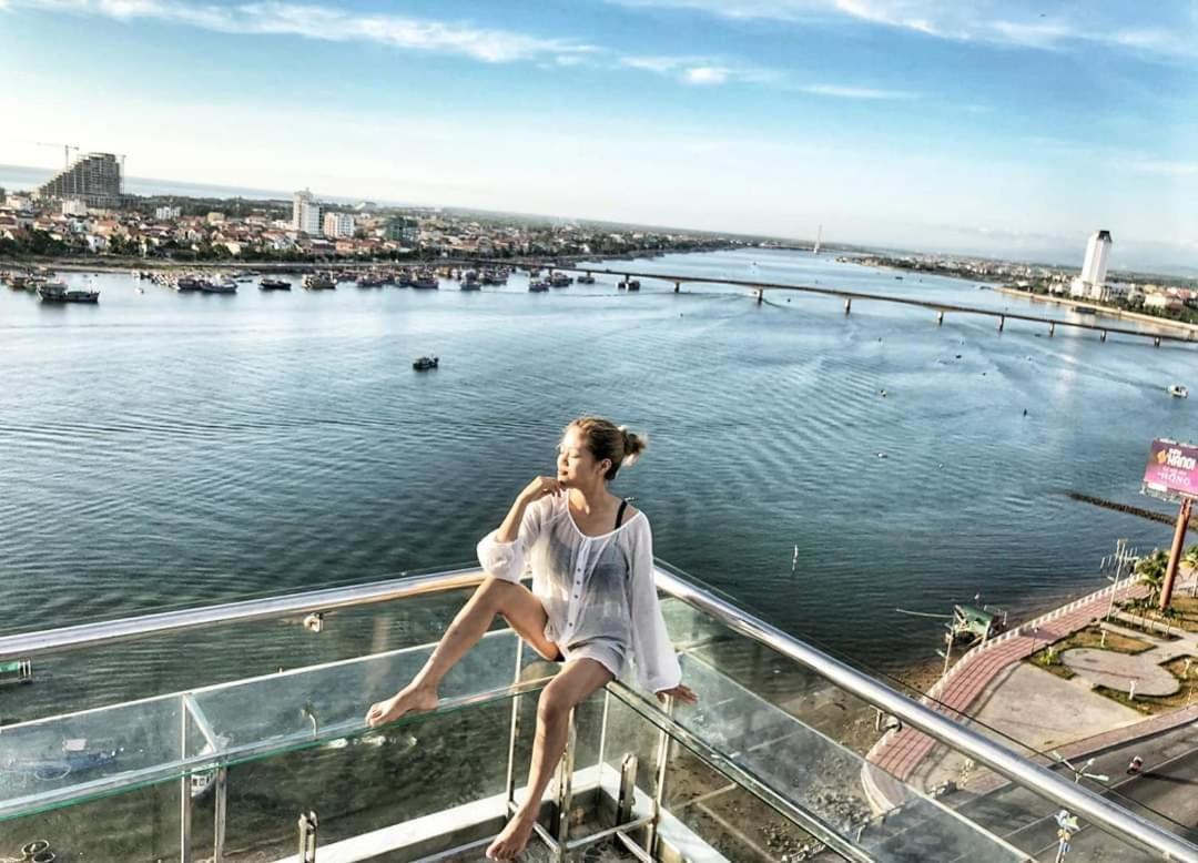 CKC Thien Duong Hotel Ðồng Hới Buitenkant foto