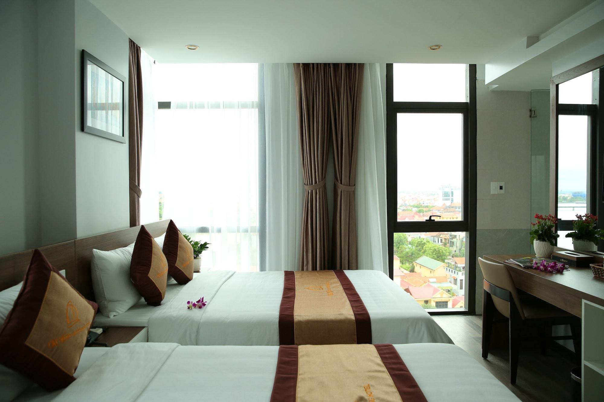 CKC Thien Duong Hotel Ðồng Hới Buitenkant foto