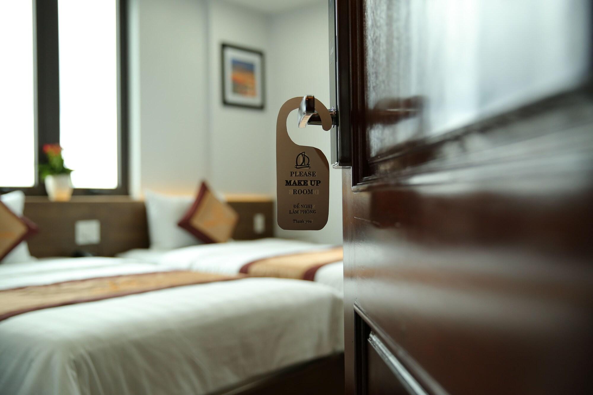 CKC Thien Duong Hotel Ðồng Hới Buitenkant foto