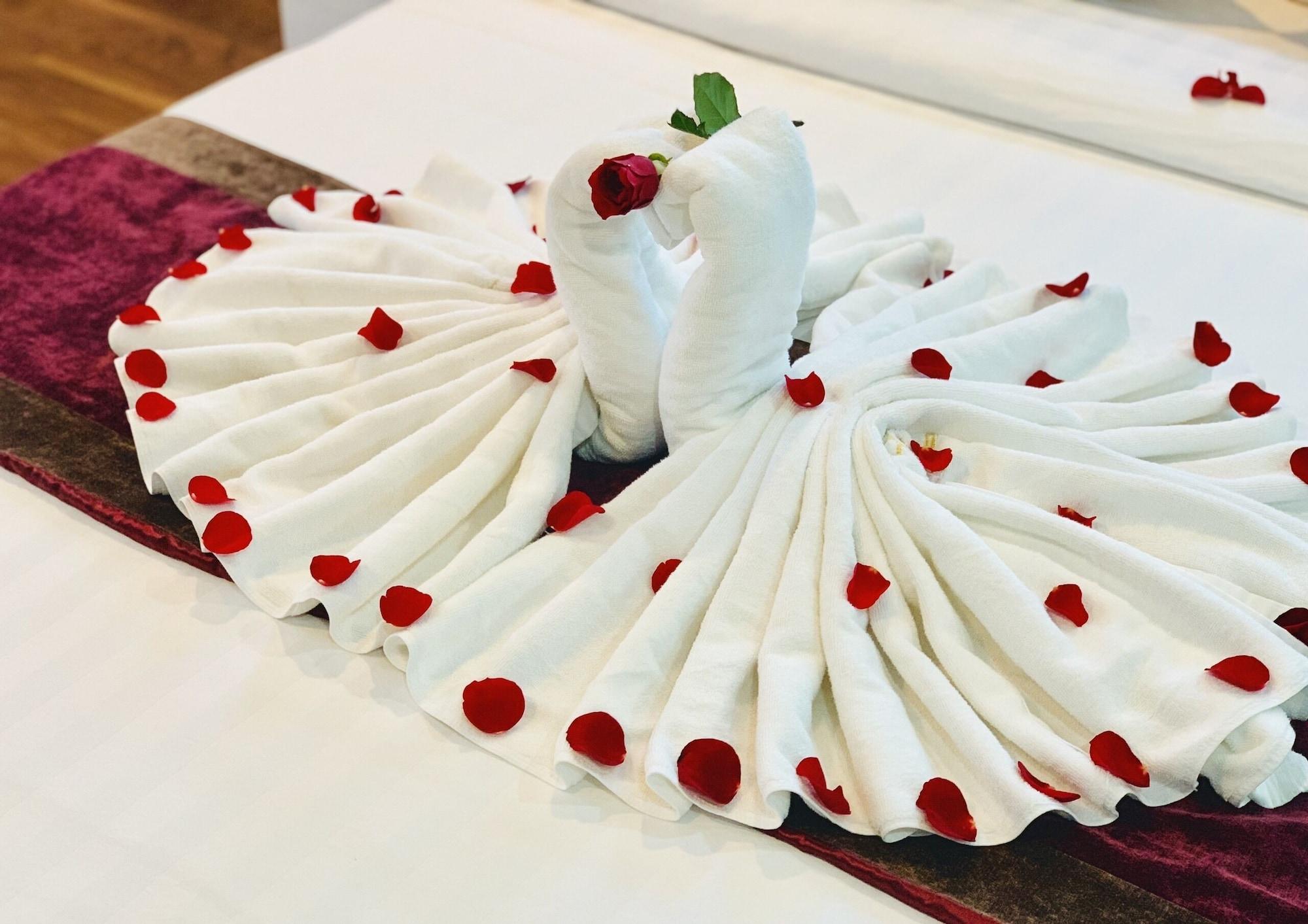 CKC Thien Duong Hotel Ðồng Hới Buitenkant foto