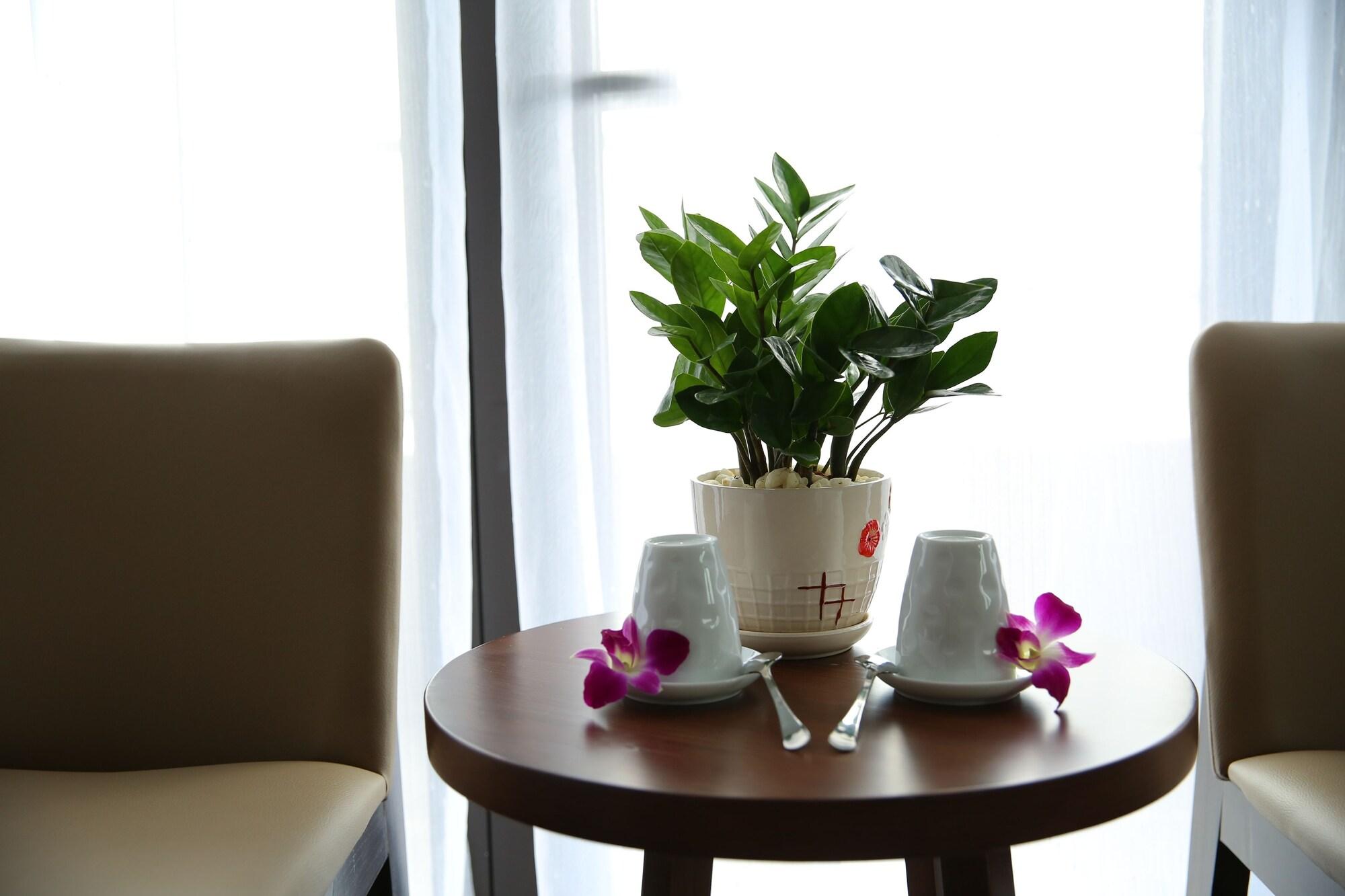 CKC Thien Duong Hotel Ðồng Hới Buitenkant foto